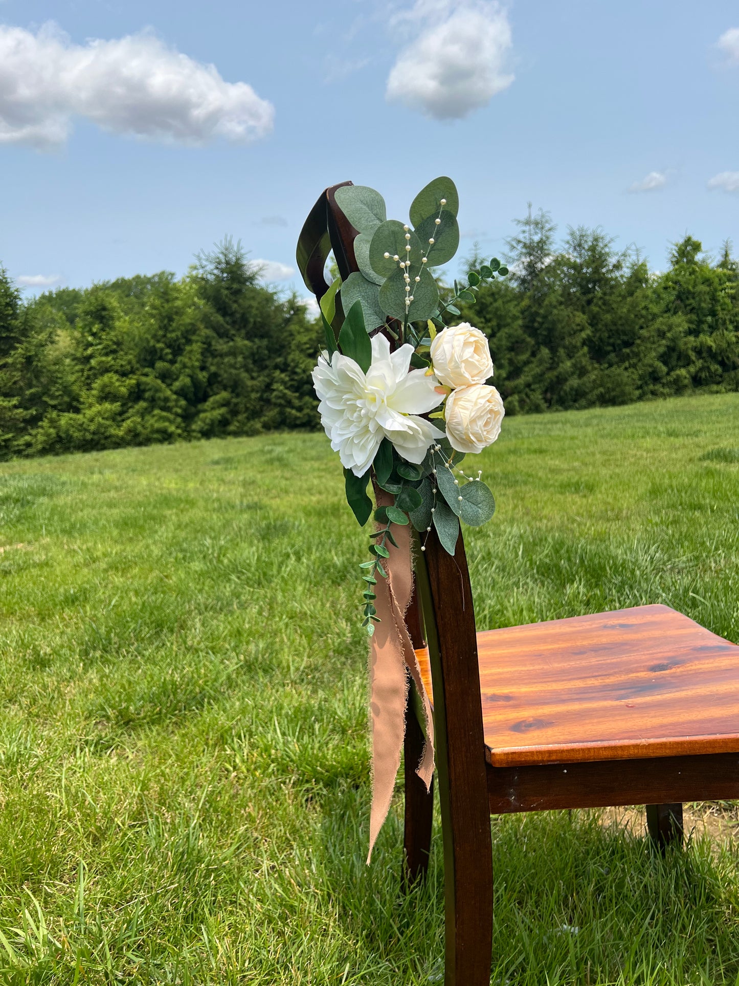 Rustic Rose and Dahlia Aisle Flowers